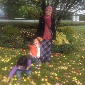 Meet your Posher, Nor aini